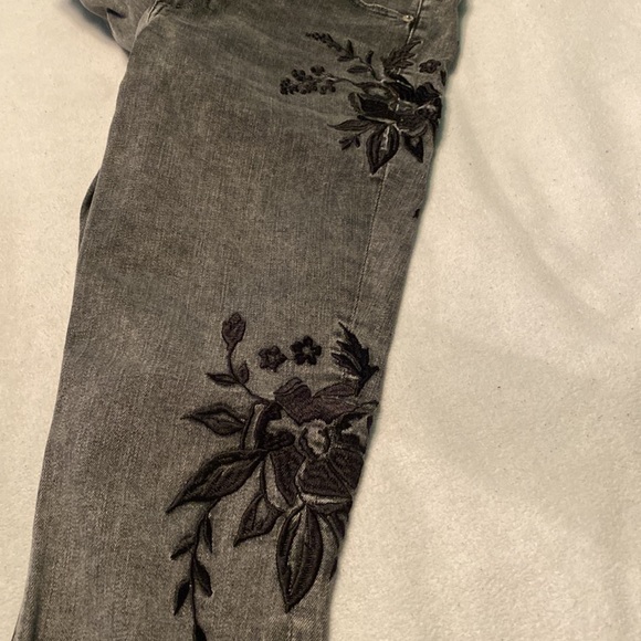 Express Jeans - Picture 6 of 6